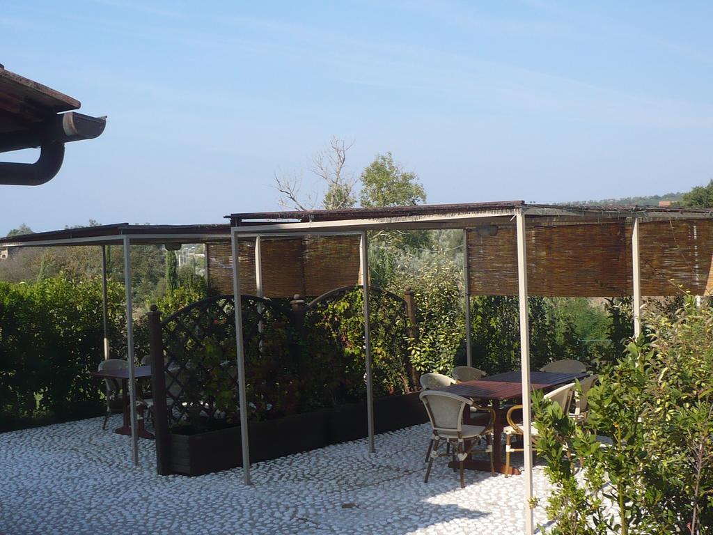 Casa Vacanze "Casale Al Pino" Riparbella Exterior foto