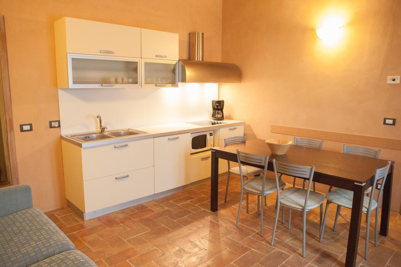 Casa Vacanze "Casale Al Pino" Riparbella Exterior foto