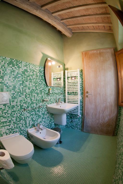 Casa Vacanze "Casale Al Pino" Riparbella Zimmer foto